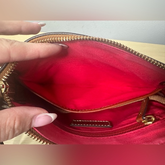 Dooney & Bourke vintage Crossbody - Picture 8 of 15